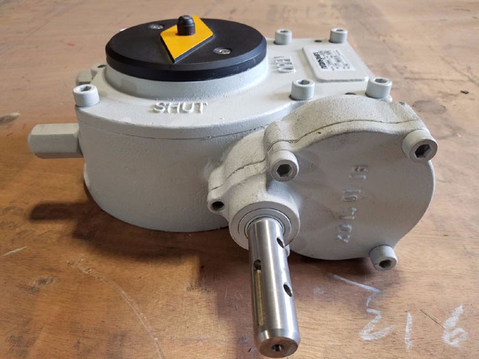 ROTORK QUARTER TURN MANUAL GEARBOX AB2000