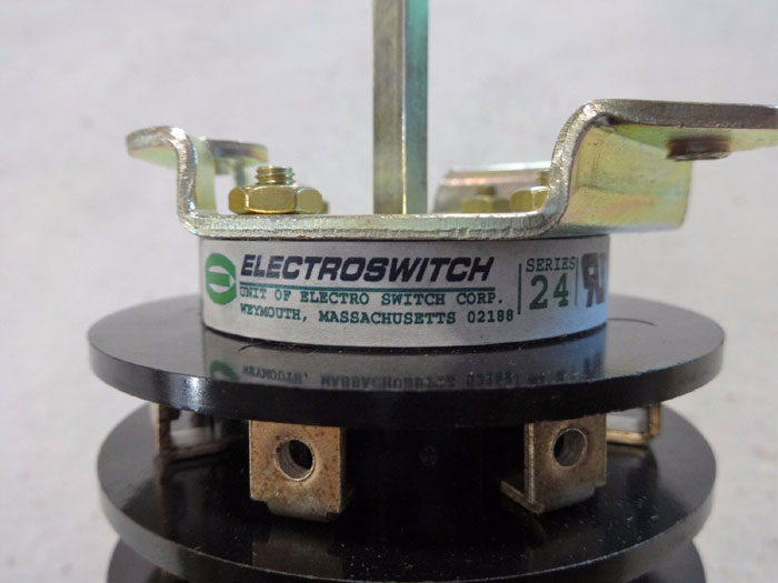 ELECTROSWITCH SERIES 24 ROTARY CONTROL SWITCH 24204