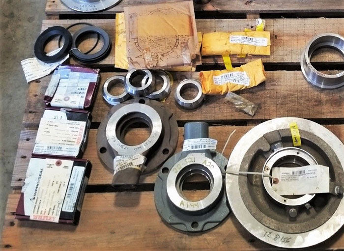 LOT OF (26) WILFLEY ASSORTED PUMP PARTS - SHAFTS, SEALS & SLEEVES