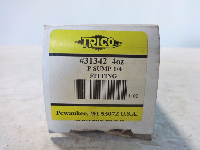 LOT OF TRICO GLASS OPTO-MATIC OILERS 30005, 30002 & P-SUMP FITTING 31342