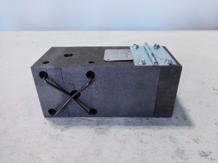 BURNDY WELD MOLD CONNECTOR TYPE# BCC-11 MOLD B-2707 ITEM# 10047930