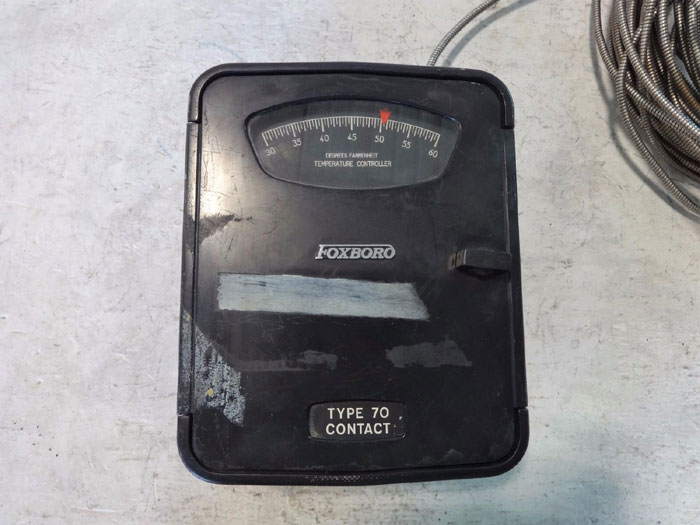 FOXBORO TEMPERATURE CONTROLLER TYPE 70