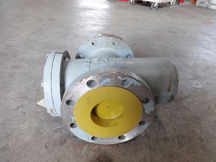 SURE FLOW 4" 150# WCB FLANGED BASKET STRAINER BF 150C