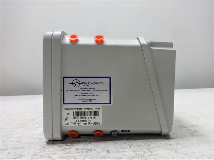 ABB TB82 2WIRE CONDUCTIVITY TRANSMITTER TB82PH2110110