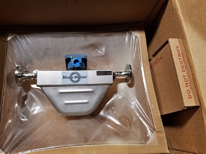 MICRO MOTION MASS FLOW METER 1/2" 150#  F050S113CRAAEZZZZ      (H)