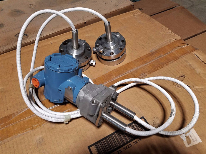 ROSEMOUNT 3051 SMART FAMILY PRESSURE TRANSMITTER 3051CD2A22A1AS2B4E5 (A1)