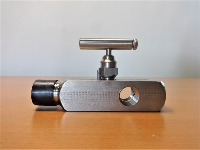 Parker PGI Lone Star 3/4" x 1/2" Needle Valve, 316SS, 6000 PSI, #V-519SDV