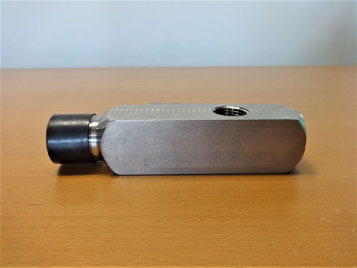 Parker PGI Lone Star 3/4" x 1/2" Needle Valve, 316SS, 6000 PSI, #V-519SDV