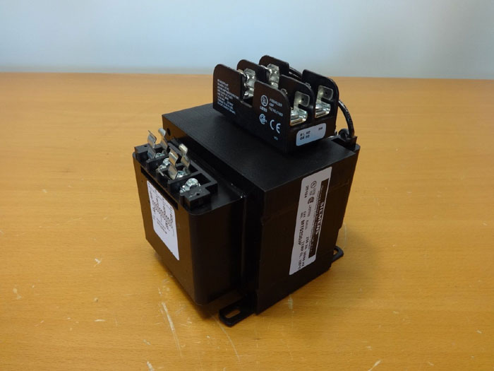 LOT OF (2) SIEMENS CONTROL TRANSFORMERS MT0250JP