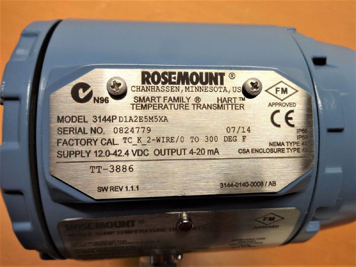 ROSEMOUNT 3144P TEMPERATURE TRANSMITTER 3144PD1A2E5M5XA W/ 1.5" 300# THERMOWELL