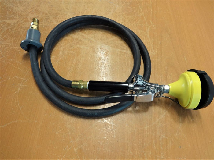 FISHER EMERGENCY HANDHELD DRENCH HOSE A112.18.1 W/ GOODYEAR 3/8" HOSE