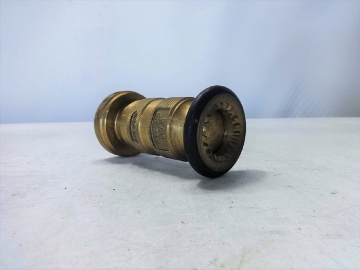 WILSON & COUSINS 1.5" BRASS COMBINATION FOG NOZZLE W/ BUMPER HNL-206T