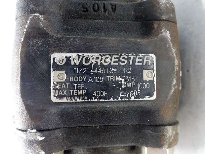 Worcester 1.5" NPT A105 Reduced Port Ball Valve 4446TSE & Bettis Actuator DS0065
