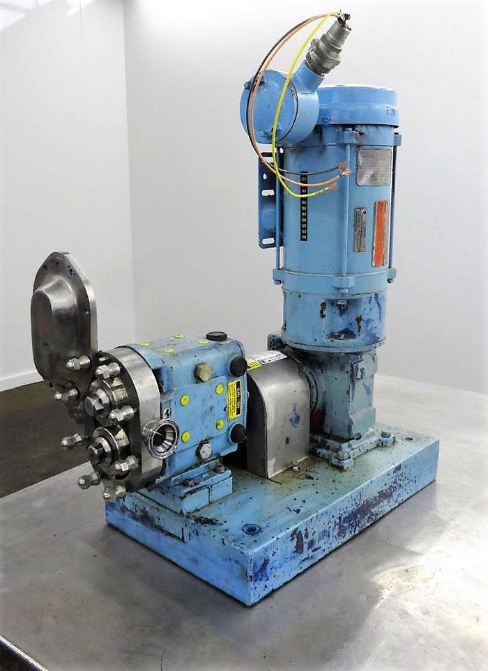 Waukesha Positive Displacement Pump, Model 015U2AP, 1.5" Tri-Clamp, Stainless