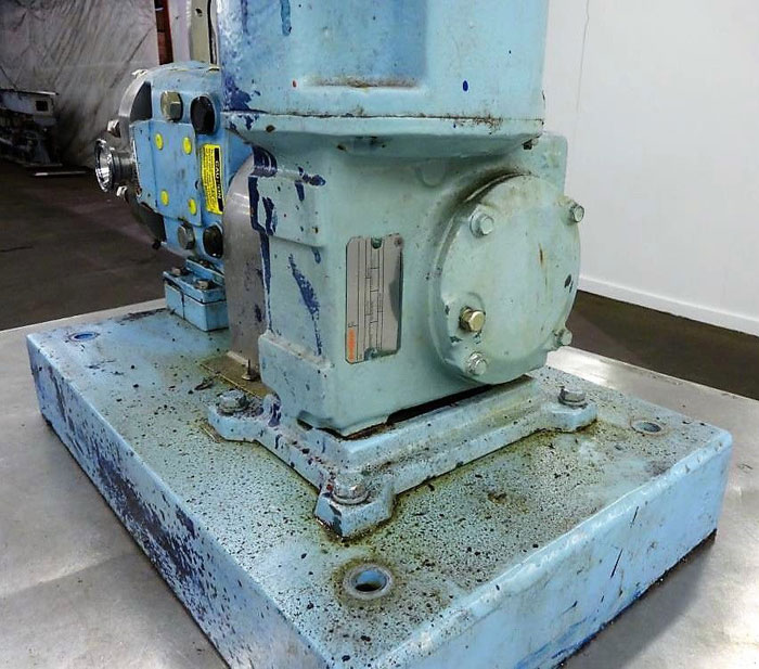 Waukesha Positive Displacement Pump, Model 015U2AP, 1.5" Tri-Clamp, Stainless