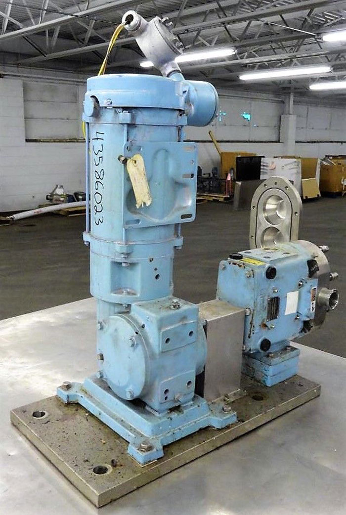 Waukesha Positive Displacement Pump, Model 030U2AP, 1.5" Tri-Clamp, Stainless