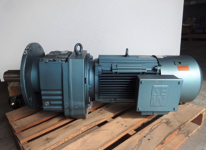 Sew Eurodrive Gear Motor RF107DV180L4I6-KS & DFV160L416-KS