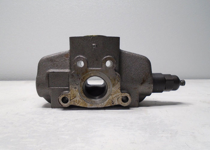 Hydraulic Valve Block 7GHI210273