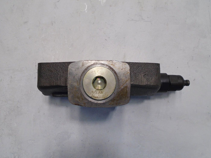 Hydraulic Valve Block 7GHI210273