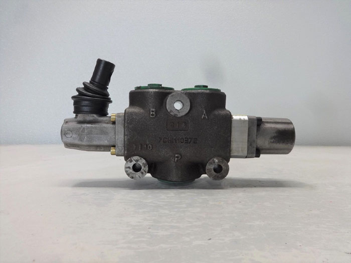 Walvoil Hydraulic Slice Valve, P0614856, 127352041, 7GHI510251