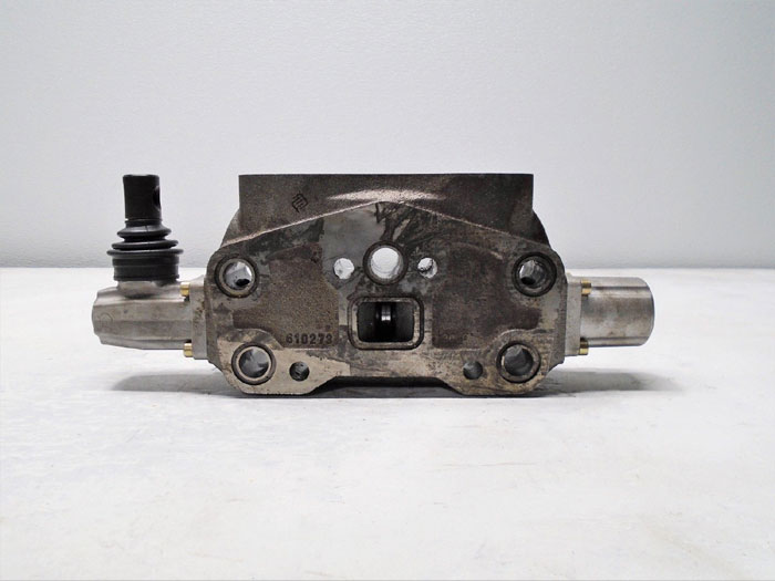 Walvoil Hydraulic Slice Valve #610273