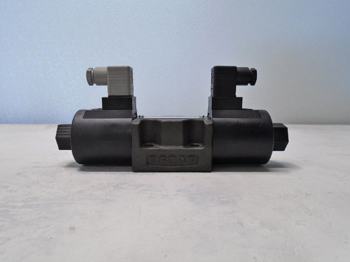 Yuken Directional Valve S-DSG-03-3C4-D24-N-5090