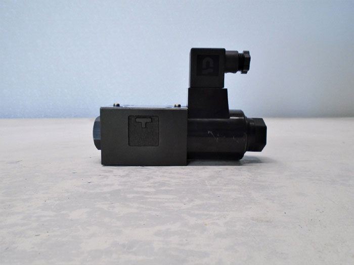 Yuken Directional Valve S-DSG-01-2B2-D24-N-7090