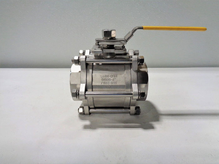 Flow-Tek Series 5000 4" Socket Weld CF8M 3-Pc Ball Valve