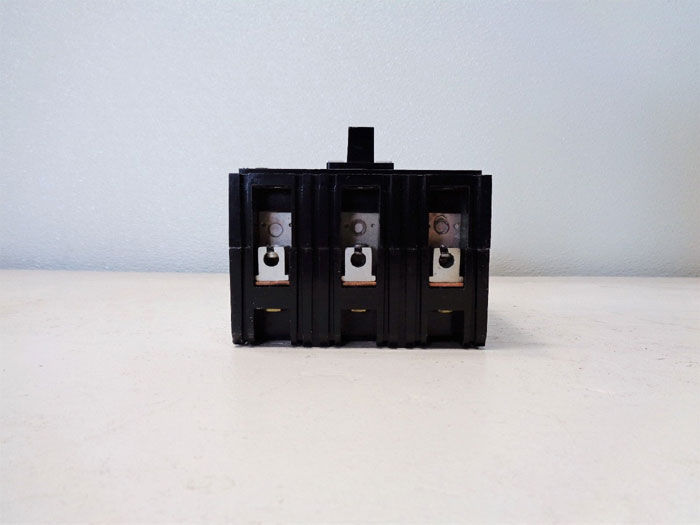 Square D Mag-Gard Circuit Breaker, 15A, 3-Pole, 600VAC, #FHP3601513M