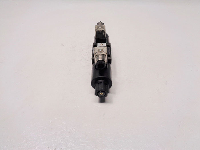 Hyvair Directional Valve D03SD-2B-12D-35