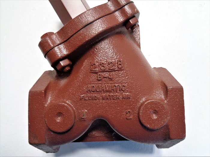 Aquamatic 1-1/2" NPT Diaphragm Valve, Cast Iron, V42E