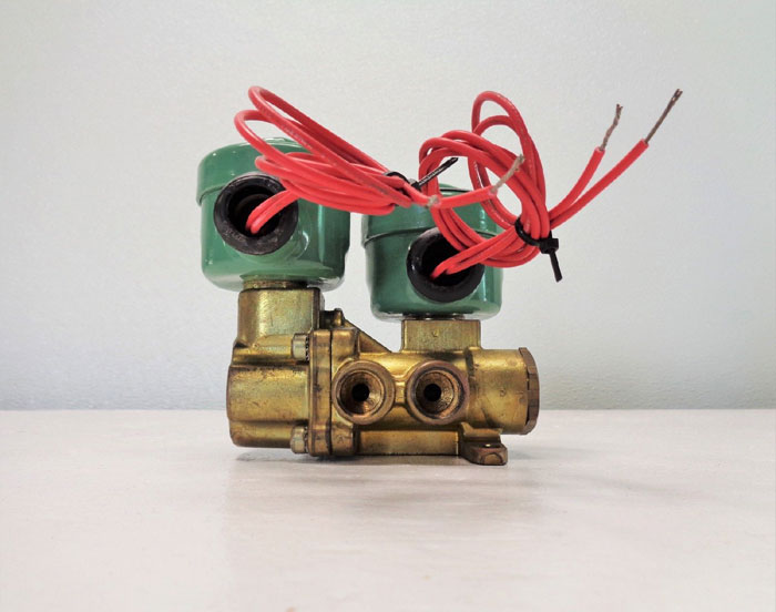 ASCO 4-Way Dual Solenoid Valve, 3/8", Brass, 8344B060 & 80033