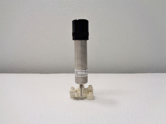 Cooper Crouse-Hinds Push Button Switch EMP019