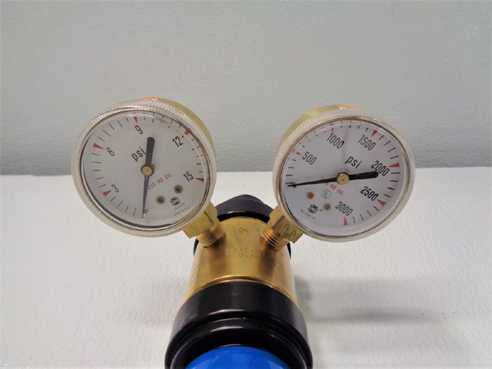 GO Pressure Regulator, 0 10 PSIG, 3600 PSIG Max Inlet, C2