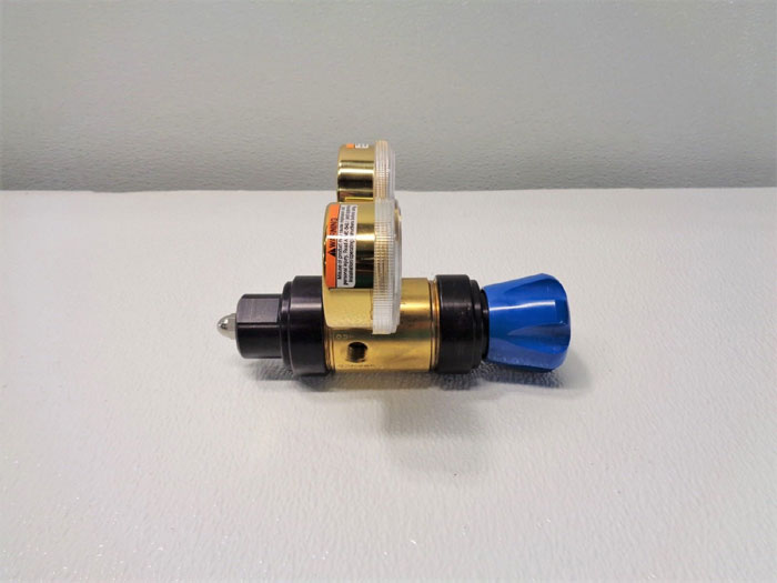 GO Pressure Regulator, 0 10 PSIG, 3600 PSIG Max Inlet, C2