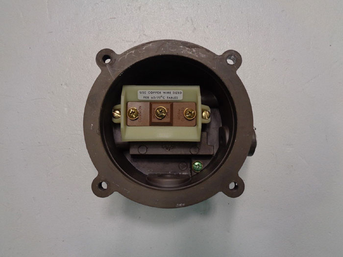 Dwyer Differential Pressure Switch 195000-2F