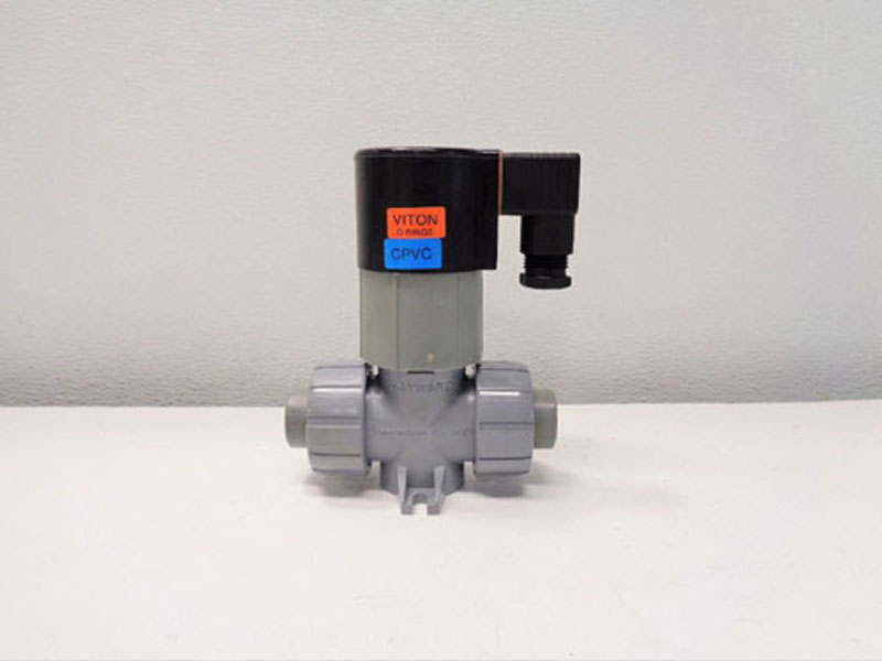 Hayward 1/4" True Union Solenoid Valve, CPVC SV2025STV