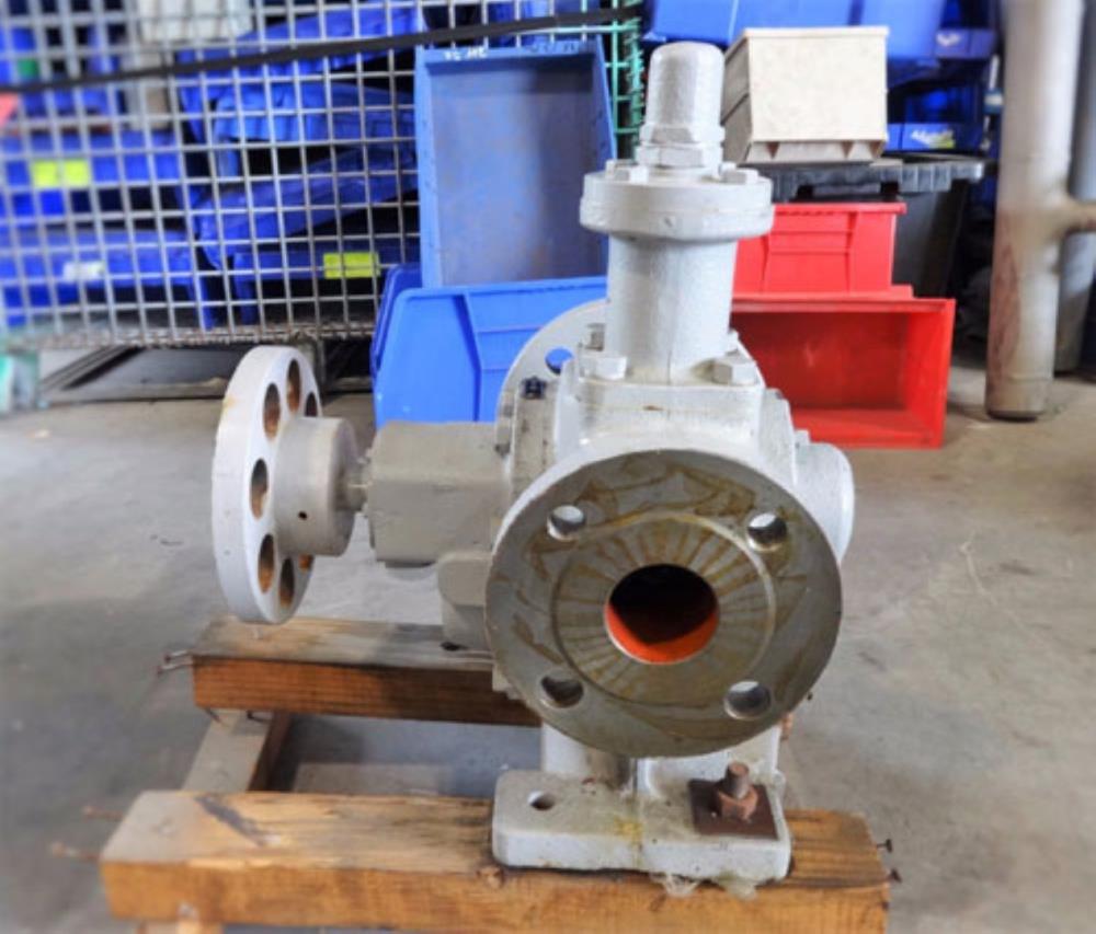 MUSASHINO ITAYA TYPE GR GEAR PUMP FORM CH 353A