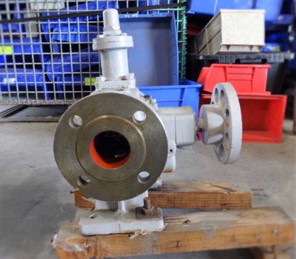 MUSASHINO ITAYA TYPE GR GEAR PUMP FORM CH 353A