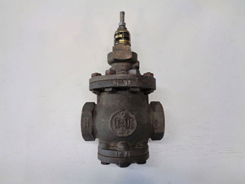 Leslie 2" NPT Regulator LEKY