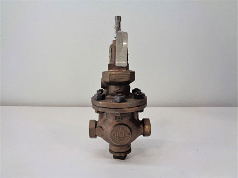 Leslie 1/2" NPT Regulator LA-5, Bronze