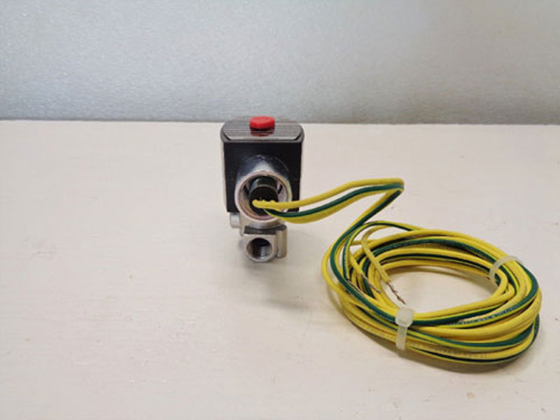 ASCO Red Hat 2-Way 1/4" Solenoid Valve EFHT8016H1 & HV427246002