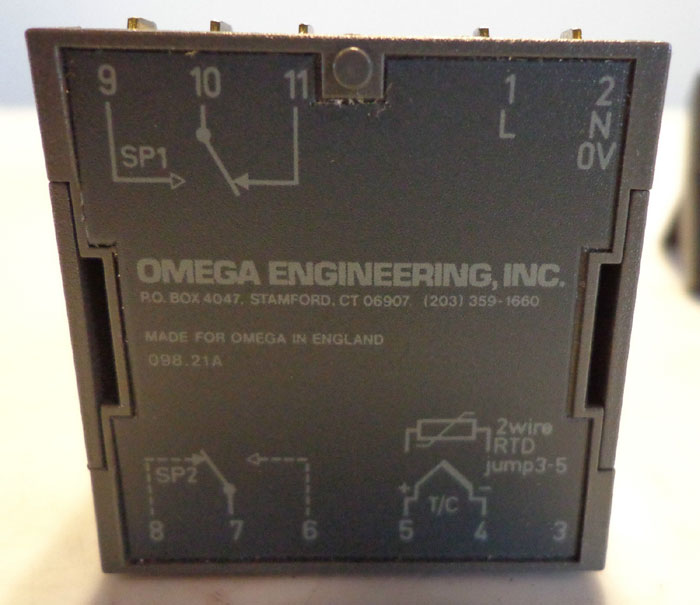 OMEGA CN9000 MICRO PROCESSOR BASED TEMP CONTROLLER