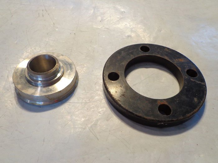 LOT OF (2) SIFCO 2-1/2" STAINLESS INSERT FLANGES