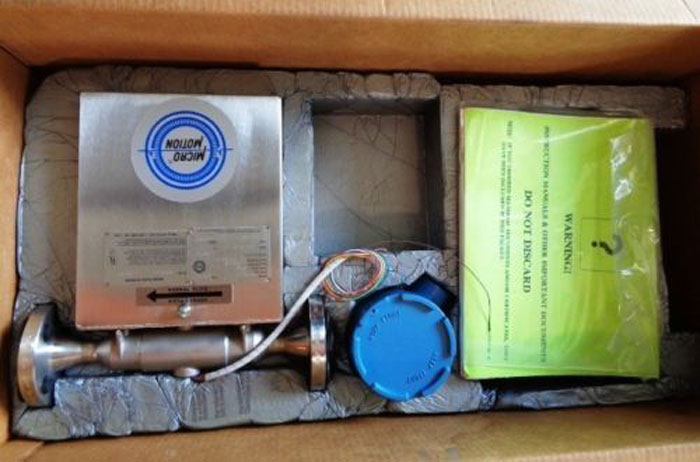 MICRO MOTION D-SERIES CORIOLIS FLOW METER DS040S114 (O)