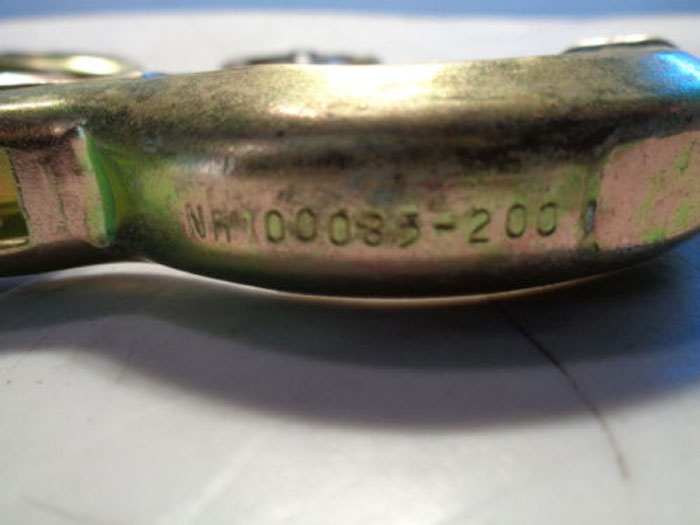 LOT OF (4) INGERSOLL RAND PIPE COUPLINGS 35251685