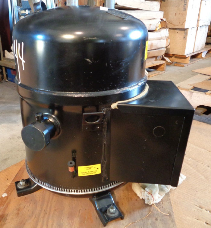 BRISTOL RECIPROCATING COMPRESSOR H2NG104DREE