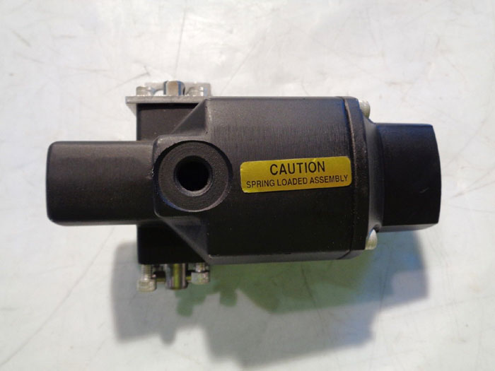 WHITEY 151 SERIES PNEUMATIC SPRING RETURN ACTUATOR 151SR