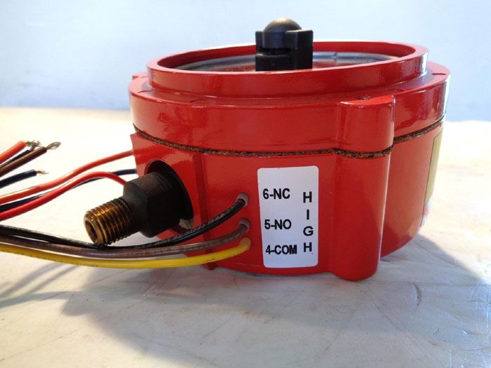 MURPHY 45APEFS300 PRESSURE SWITCH GAUGE 05702723