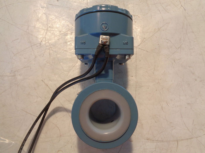 ROSEMOUNT MAGNETIC FLOWMETER - 8711TTA020U1E5G1